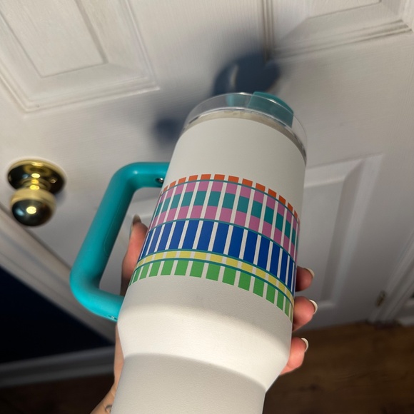 Stanley 40 Oz Stainless Steel H2.0 FlowState Quencher Tumbler In Summer Plaid - Picture 7 of 13